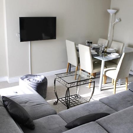 The Clifton Holiday Apartment Llandudno Centre Extérieur photo